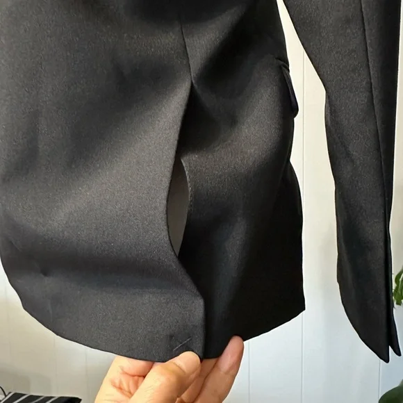 🛍️ NEW Opposuits 2 buttons suit jacket excellent condition. - Picture 2 of 15